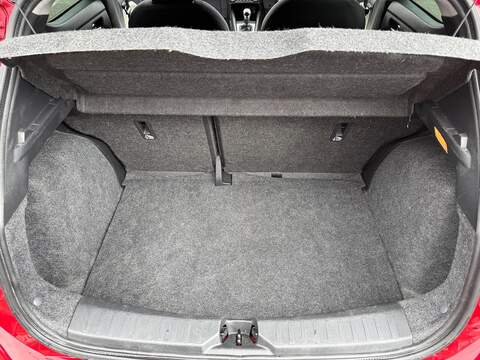 Nissan Micra 1.5 dCi N-Connecta Hatchback 5dr Diesel Manual Euro 6 (s/s) (90 ps) - U258