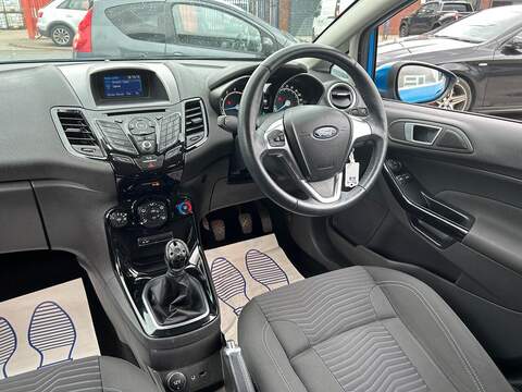 Ford Fiesta Fiesta 1.0T EcoBoost Zetec Euro 6 (s/s) 5dr - U26