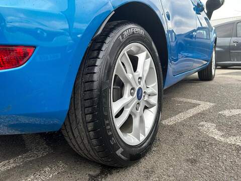 Ford Fiesta Fiesta 1.0T EcoBoost Zetec Euro 6 (s/s) 5dr - U26