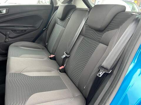 Ford Fiesta Fiesta 1.0T EcoBoost Zetec Euro 6 (s/s) 5dr - U26