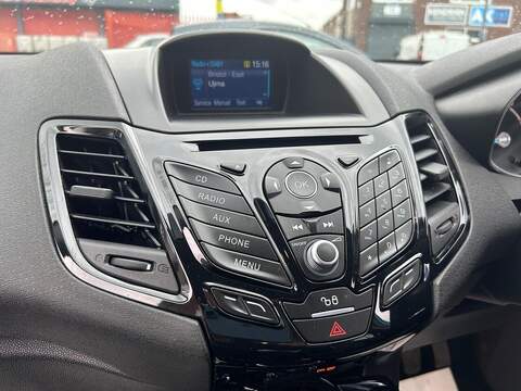 Ford Fiesta Fiesta 1.0T EcoBoost Zetec Euro 6 (s/s) 5dr - U26