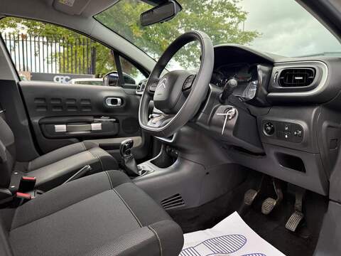 Citroen C3 1.2 PureTech Feel Hatchback 5dr Petrol Manual Euro 6 (82 ps) - U262