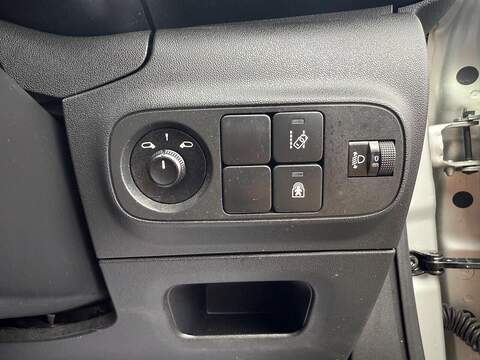 Citroen C3 1.2 PureTech Feel Hatchback 5dr Petrol Manual Euro 6 (82 ps) - U262