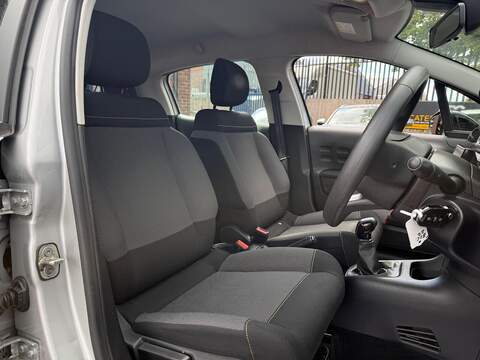 Citroen C3 1.2 PureTech Feel Hatchback 5dr Petrol Manual Euro 6 (82 ps) - U262