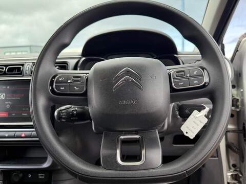 Citroen C3 1.2 PureTech Feel Hatchback 5dr Petrol Manual Euro 6 (82 ps) - U262