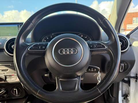Audi A1 1.0 TFSI Sport Hatchback 3dr Petrol Manual Euro 6 (s/s) (95 ps) - U267