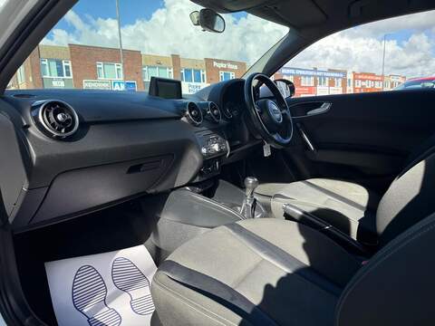 Audi A1 1.0 TFSI Sport Hatchback 3dr Petrol Manual Euro 6 (s/s) (95 ps) - U267