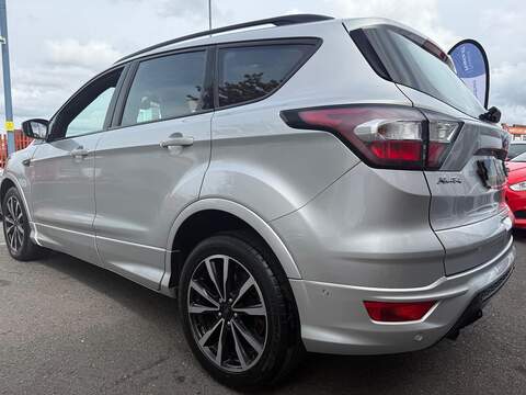 Ford Kuga 2.0 TDCi EcoBlue ST-Line SUV 5dr Diesel Manual Euro 6 (s/s) (150 ps) - U273