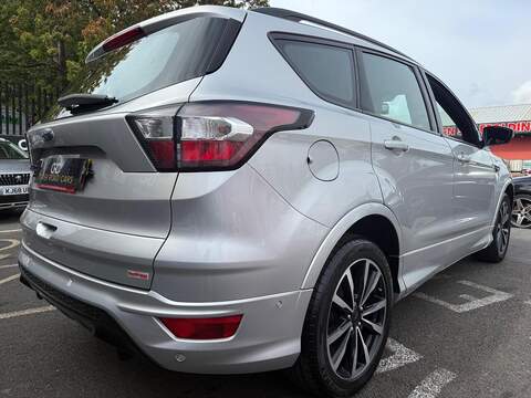 Ford Kuga 2.0 TDCi EcoBlue ST-Line SUV 5dr Diesel Manual Euro 6 (s/s) (150 ps) - U273