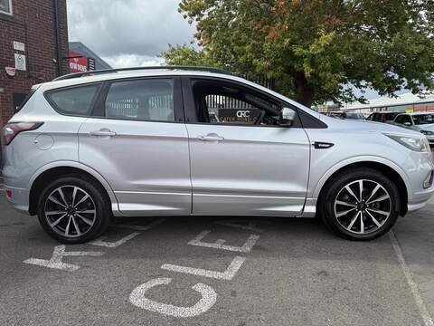 Ford Kuga 2.0 TDCi EcoBlue ST-Line SUV 5dr Diesel Manual Euro 6 (s/s) (150 ps) - U273