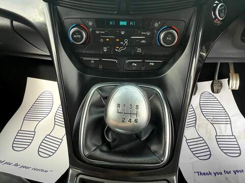 Ford Kuga 2.0 TDCi EcoBlue ST-Line SUV 5dr Diesel Manual Euro 6 (s/s) (150 ps) - U273