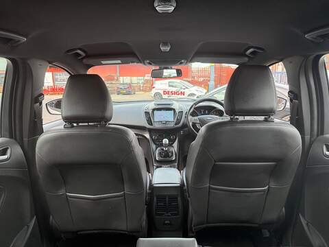 Ford Kuga 2.0 TDCi EcoBlue ST-Line SUV 5dr Diesel Manual Euro 6 (s/s) (150 ps) - U273