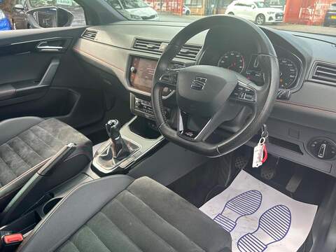 SEAT Arona 1.5 TSI EVO FR Sport SUV 5dr Petrol Manual Euro 6 (s/s) (150 ps) - U276