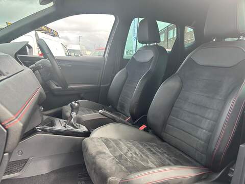 SEAT Arona 1.5 TSI EVO FR Sport SUV 5dr Petrol Manual Euro 6 (s/s) (150 ps) - U276