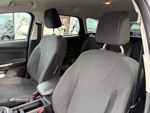 Ford Focus Focus 1.5 TDCi Zetec Euro 6 (s/s) 5dr - U28