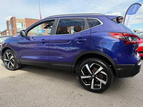 Nissan Qashqai 1.5 dCi Tekna SUV 5dr Diesel Manual Euro 6 (s/s) (110 ps) - U285