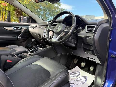 Nissan Qashqai 1.5 dCi Tekna SUV 5dr Diesel Manual Euro 6 (s/s) (110 ps) - U285