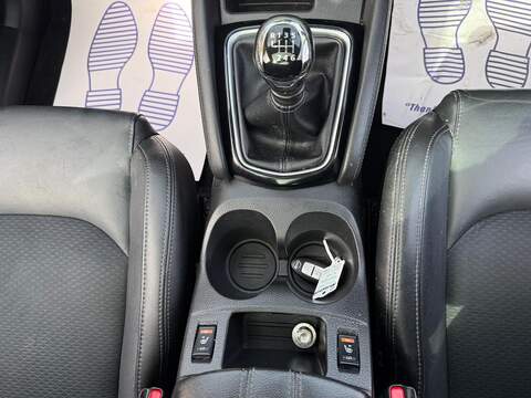 Nissan Qashqai 1.5 dCi Tekna SUV 5dr Diesel Manual Euro 6 (s/s) (110 ps) - U285