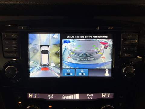 Nissan Qashqai 1.5 dCi Tekna SUV 5dr Diesel Manual Euro 6 (s/s) (110 ps) - U285