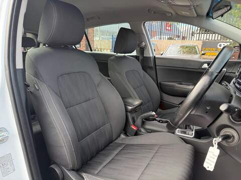 Kia Sportage Sportage 1 SUV 1 Manual Petrol - U287