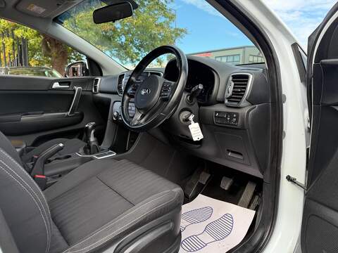 Kia Sportage Sportage 1 SUV 1 Manual Petrol - U287