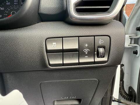Kia Sportage Sportage 1 SUV 1 Manual Petrol - U287