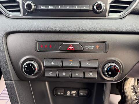 Kia Sportage Sportage 1 SUV 1 Manual Petrol - U287