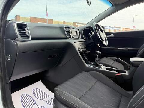 Kia Sportage Sportage 1 SUV 1 Manual Petrol - U287