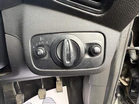 Ford C-Max 1.5 TDCi Zetec Euro 6 (s/s) 5dr - U288