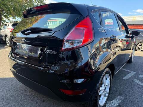 Ford Fiesta 1.5 TDCi Zetec Hatchback 5dr Diesel Manual Euro 6 (75 ps) - U292