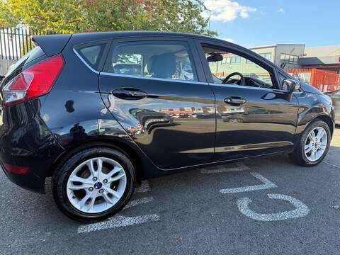 Ford Fiesta 1.5 TDCi Zetec Hatchback 5dr Diesel Manual Euro 6 (75 ps) - U292