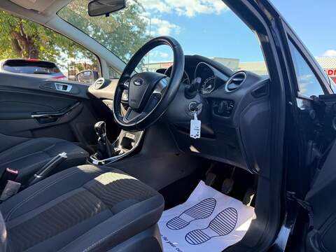 Ford Fiesta 1.5 TDCi Zetec Hatchback 5dr Diesel Manual Euro 6 (75 ps) - U292