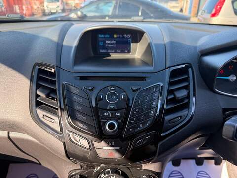 Ford Fiesta 1.5 TDCi Zetec Hatchback 5dr Diesel Manual Euro 6 (75 ps) - U292