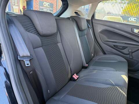 Ford Fiesta 1.5 TDCi Zetec Hatchback 5dr Diesel Manual Euro 6 (75 ps) - U292