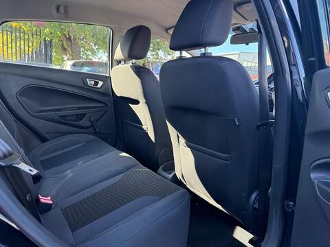 Ford Fiesta 1.5 TDCi Zetec Hatchback 5dr Diesel Manual Euro 6 (75 ps) - U292