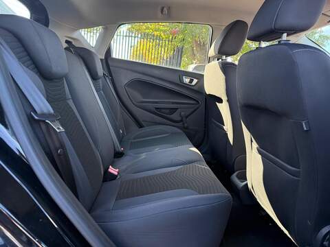 Ford Fiesta 1.5 TDCi Zetec Hatchback 5dr Diesel Manual Euro 6 (75 ps) - U292