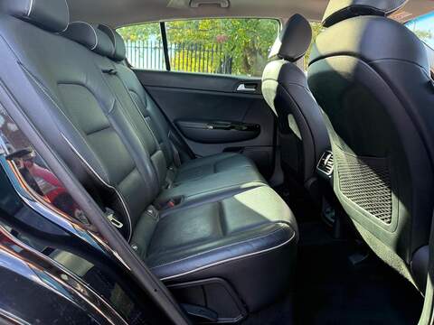 Kia Sportage 1.7 CRDi 4 SUV 5dr Diesel Manual Euro 6 (s/s) (114 bhp) - U294