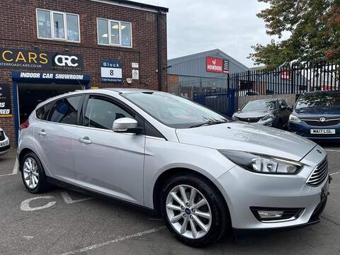 Ford Focus Focus Titanium Hatchback 0 Manual Petrol - U298