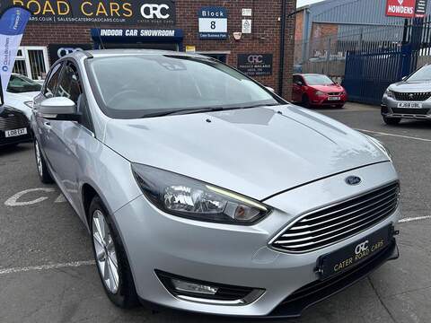 Ford Focus Focus Titanium Hatchback 0 Manual Petrol - U298