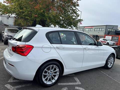 BMW 1 Series 1.5 116d SE Business Hatchback 5dr Diesel Manual Euro 6 (s/s) (116 ps) - U302