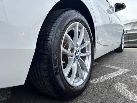 BMW 1 Series 1.5 116d SE Business Hatchback 5dr Diesel Manual Euro 6 (s/s) (116 ps) - U302