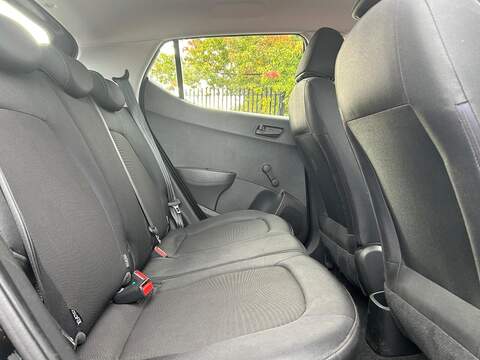 Hyundai i10 1.0 S Hatchback 5dr Petrol Manual Euro 6 (67 ps) - U304