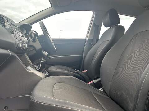 Hyundai i10 1.0 S Hatchback 5dr Petrol Manual Euro 6 (67 ps) - U304