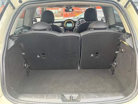 MINI Hatch 1.5 Cooper D Hatchback 3dr Diesel Manual Euro 6 (s/s) (116 ps) - U305