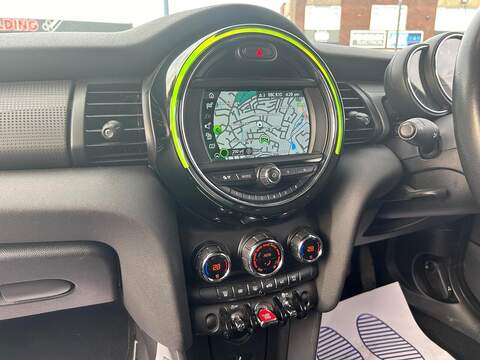 MINI Hatch 1.5 Cooper D Hatchback 3dr Diesel Manual Euro 6 (s/s) (116 ps) - U305