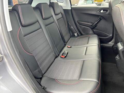 Peugeot 2008 1.2 PureTech GPF GT Line SUV 5dr Petrol Manual Euro 6 (s/s) (130 ps) - U309