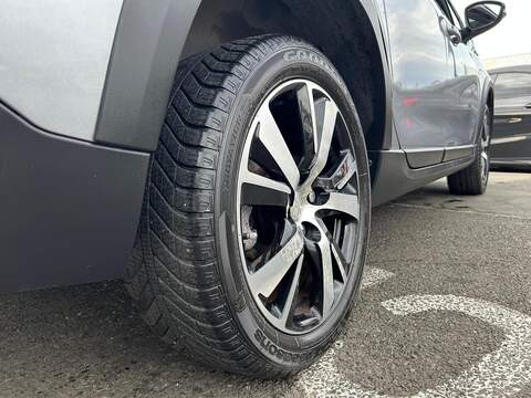 Peugeot 2008 1.2 PureTech GPF GT Line SUV 5dr Petrol Manual Euro 6 (s/s) (130 ps) - U309