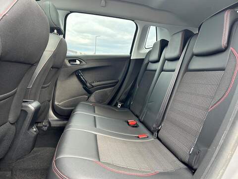 Peugeot 2008 1.2 PureTech GPF GT Line SUV 5dr Petrol Manual Euro 6 (s/s) (130 ps) - U309