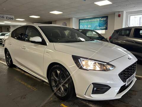 Ford Focus 1.0T EcoBoost ST-Line Hatchback 5dr Petrol Manual Euro 6 (s/s) (125 ps) - U310