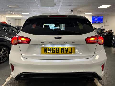 Ford Focus 1.0T EcoBoost ST-Line Hatchback 5dr Petrol Manual Euro 6 (s/s) (125 ps) - U310